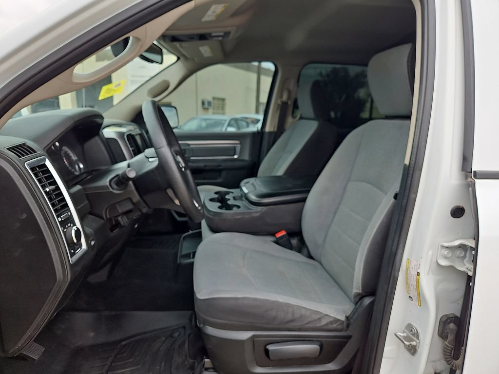 Used 2022 RAM 1500 Classic SLT w/ Electronics Group AWD/4WD image 15
