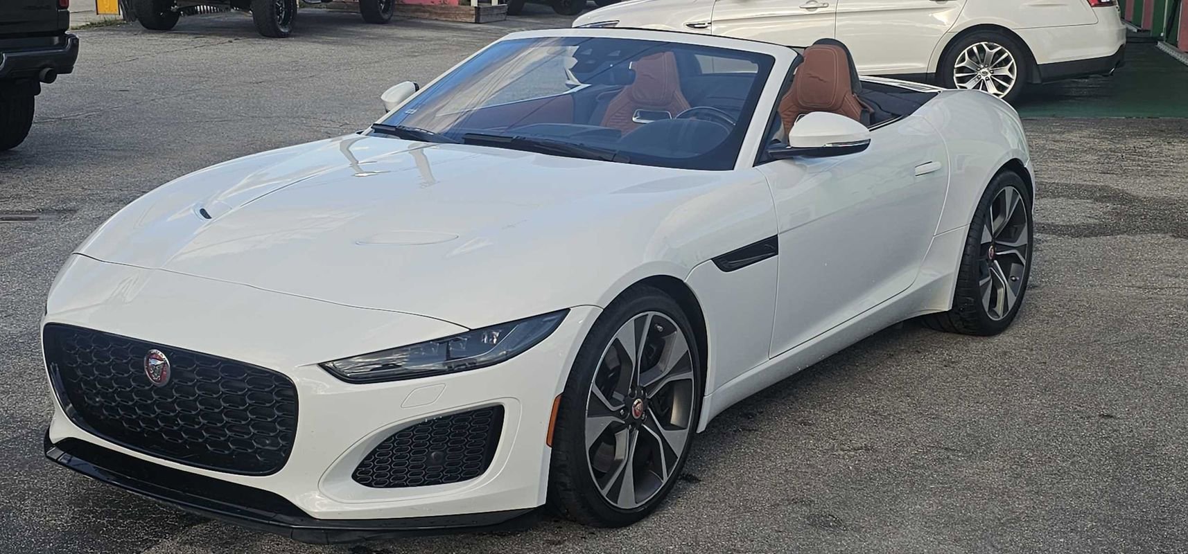 Used 2023 Jaguar F-TYPE Convertible image 21