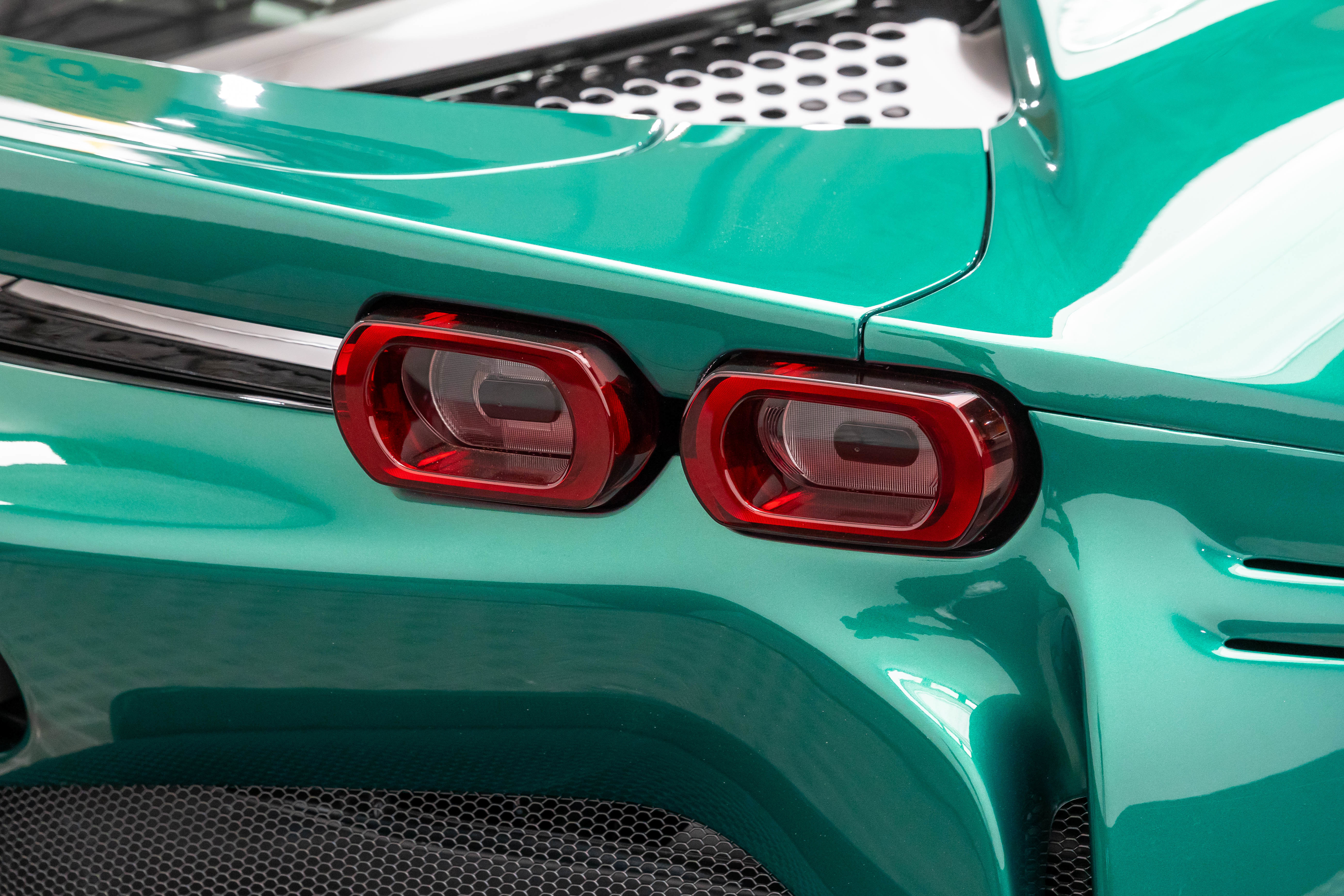 Certified 2024 Ferrari SF90 Spider image 61