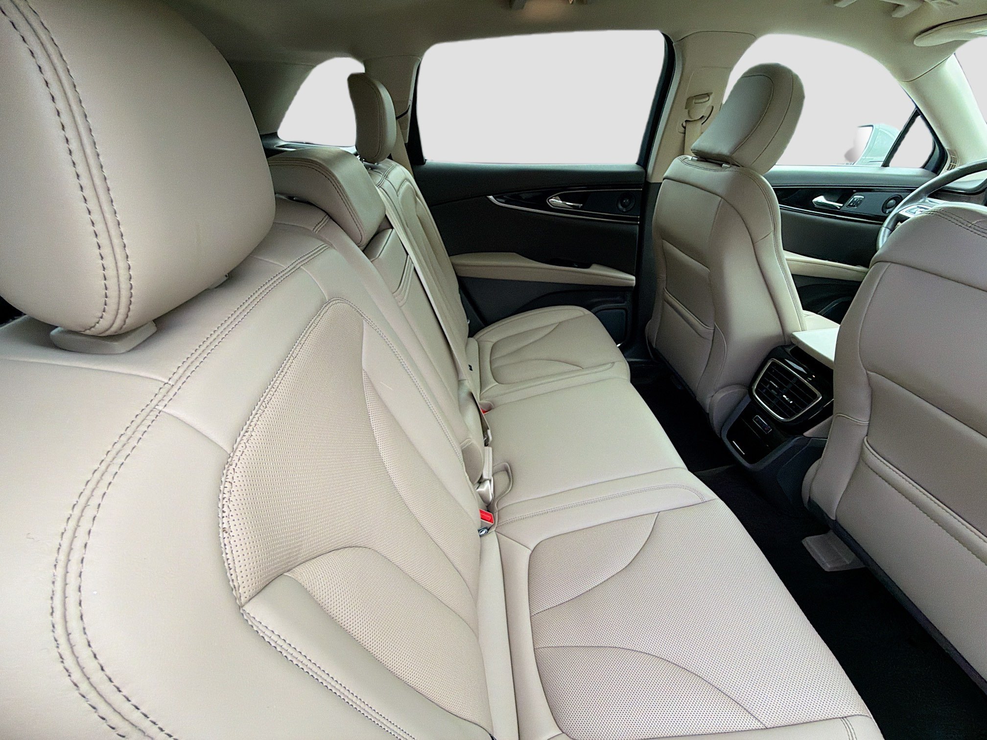 Certified 2021 Lincoln Nautilus Reserve AWD/4WD image 28