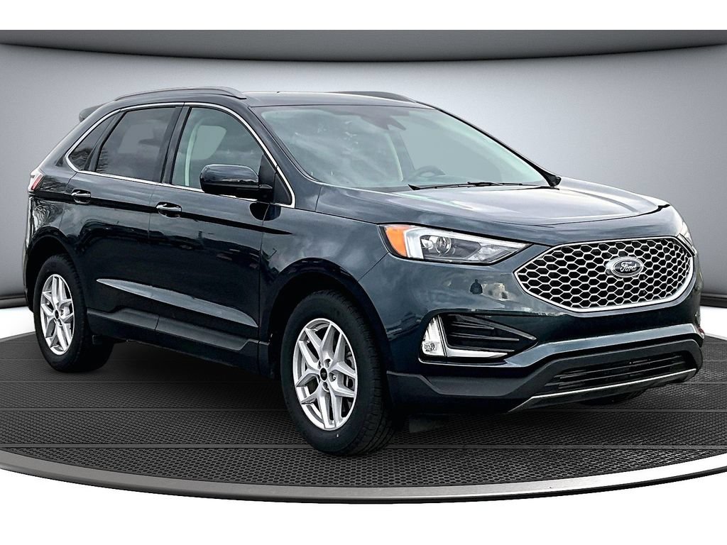 Used 2023 Ford Edge SEL w/ Convenience Package AWD/4WD image 2