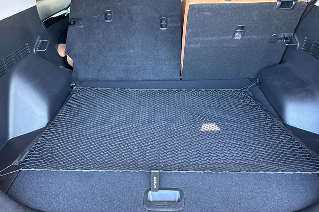 Certified 2025 Kia Seltos EX w/ EX Sunroof Package FWD image 20