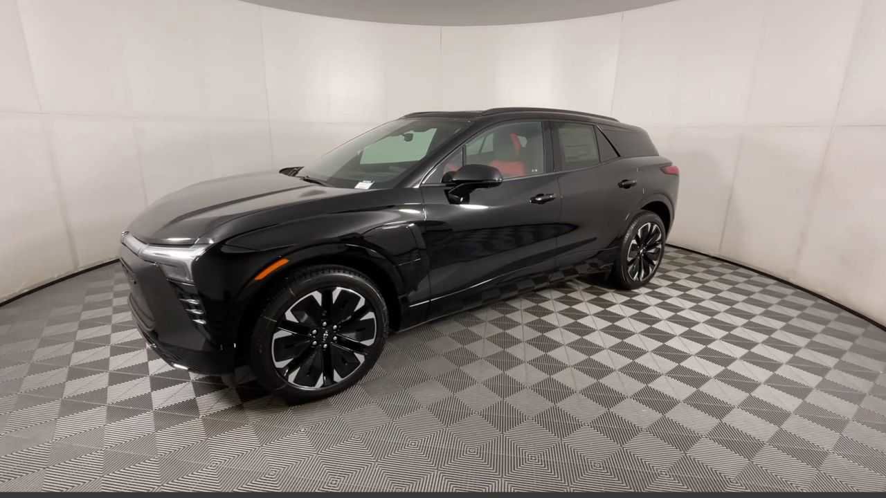 New 2025 Chevrolet Blazer EV RS image 8