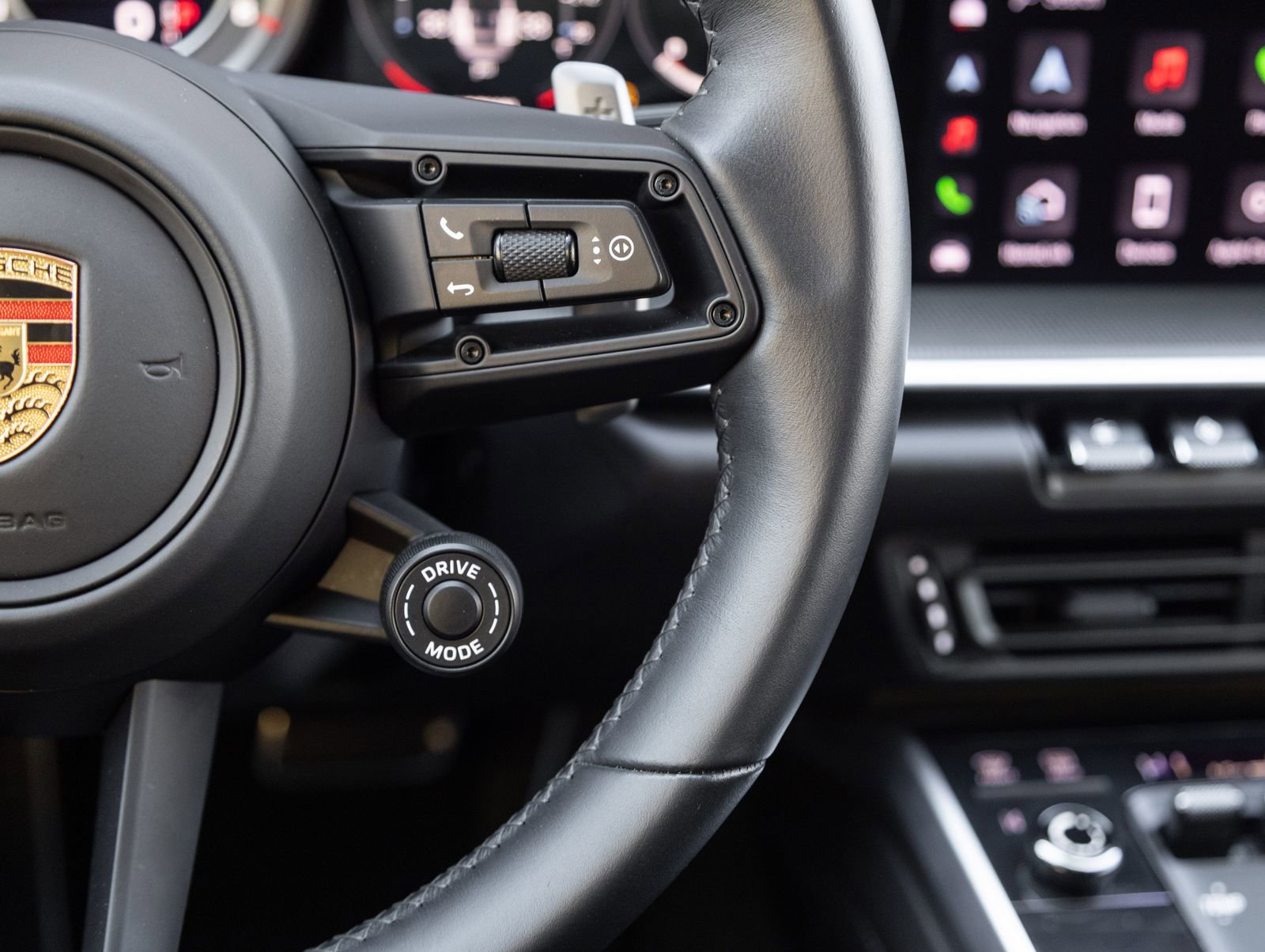 Certified 2022 Porsche 911 Turbo S image 18