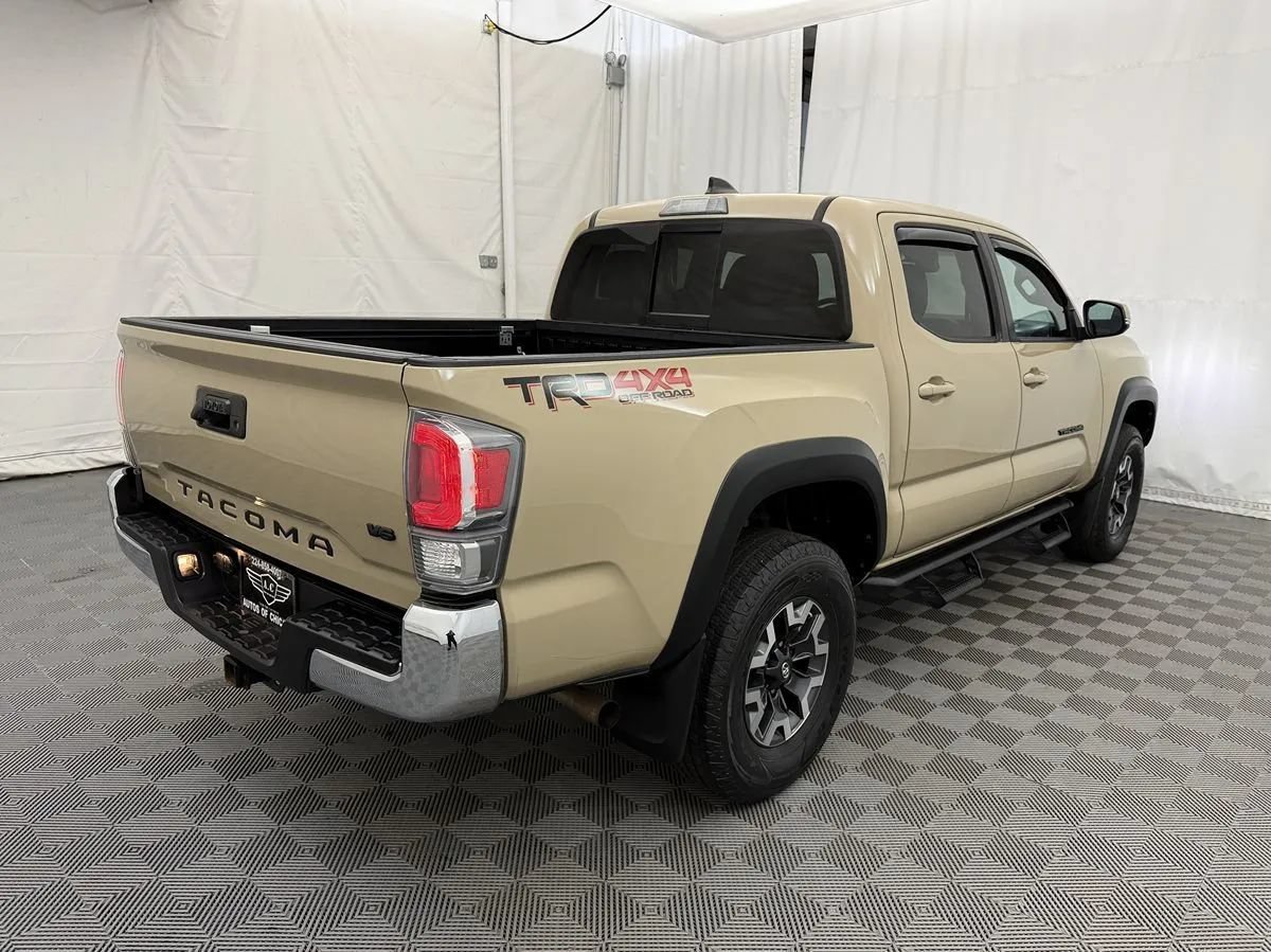 Used 2020 Toyota Tacoma TRD Off-Road AWD/4WD image 5
