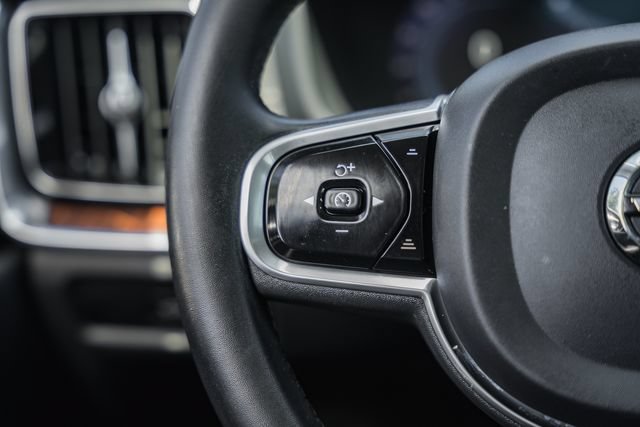 Certified 2023 Volvo S60 B5 Ultimate AWD/4WD image 28