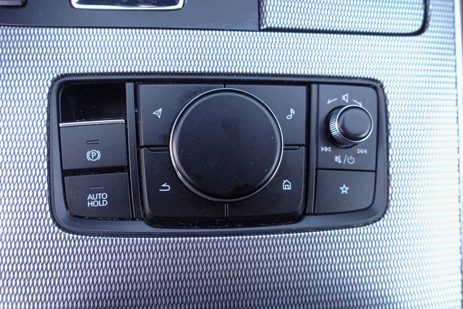 Certified 2024 MAZDA CX-90 Plug-In Hybrid w/ Preferred AWD/4WD image 24