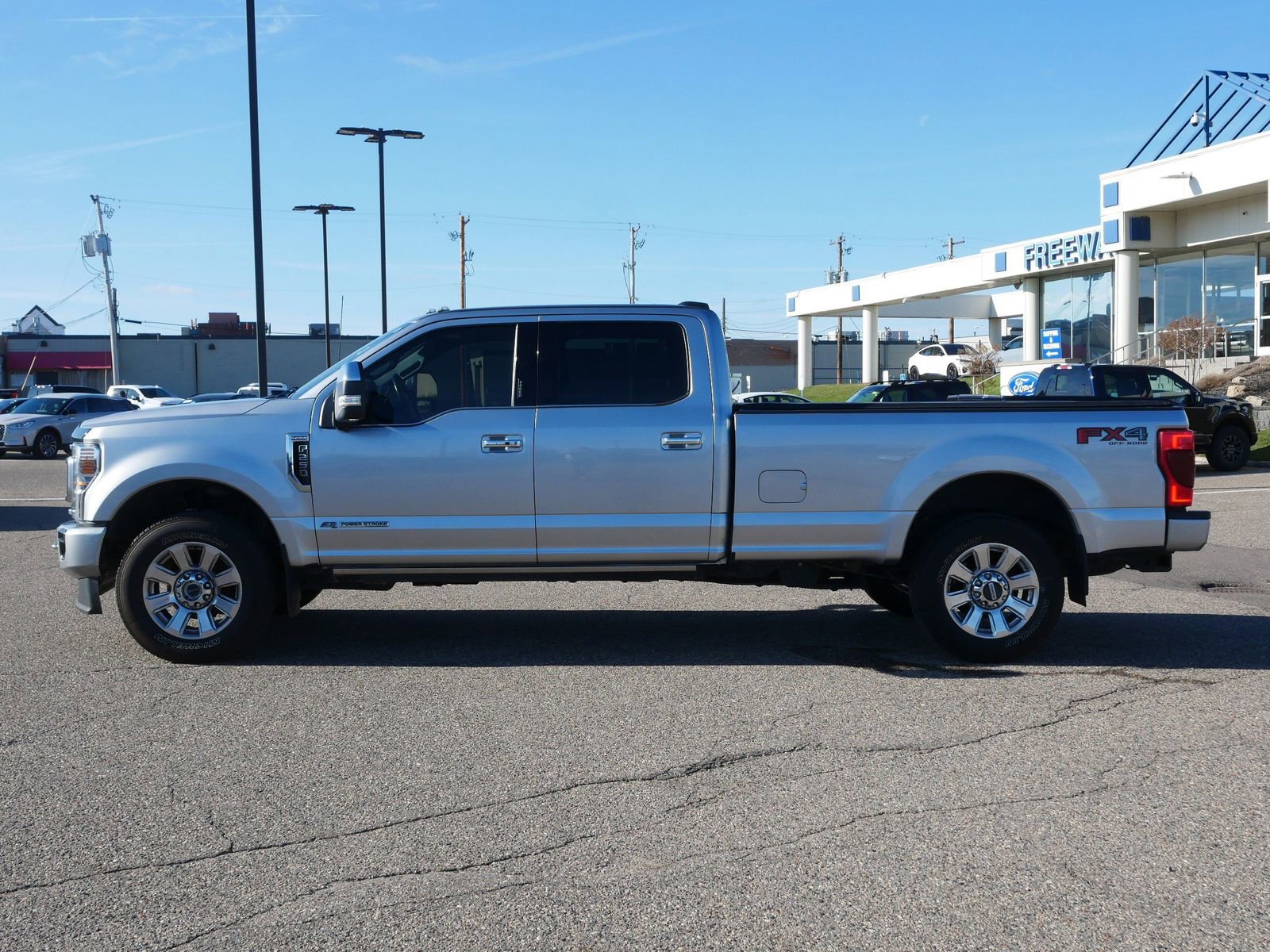 Certified 2022 Ford F250 Platinum w/ FX4 Off-Road Package image 2