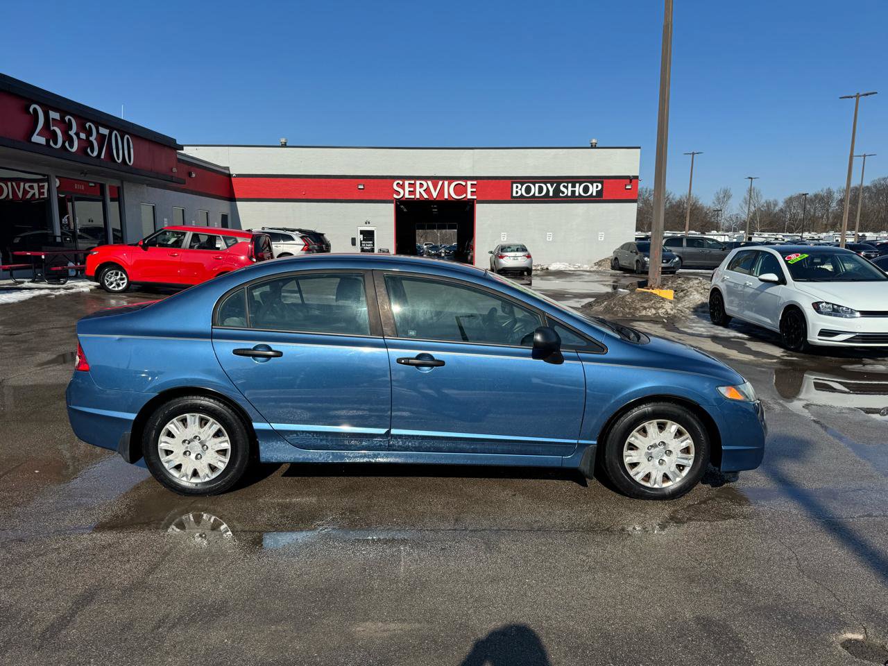 Used 2011 Honda Civic DX-VP image 2