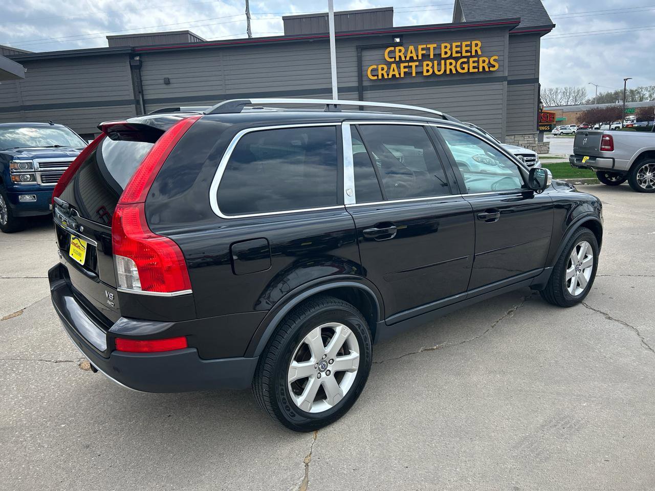 Used 2010 Volvo XC90 V8 AWD/4WD image 3