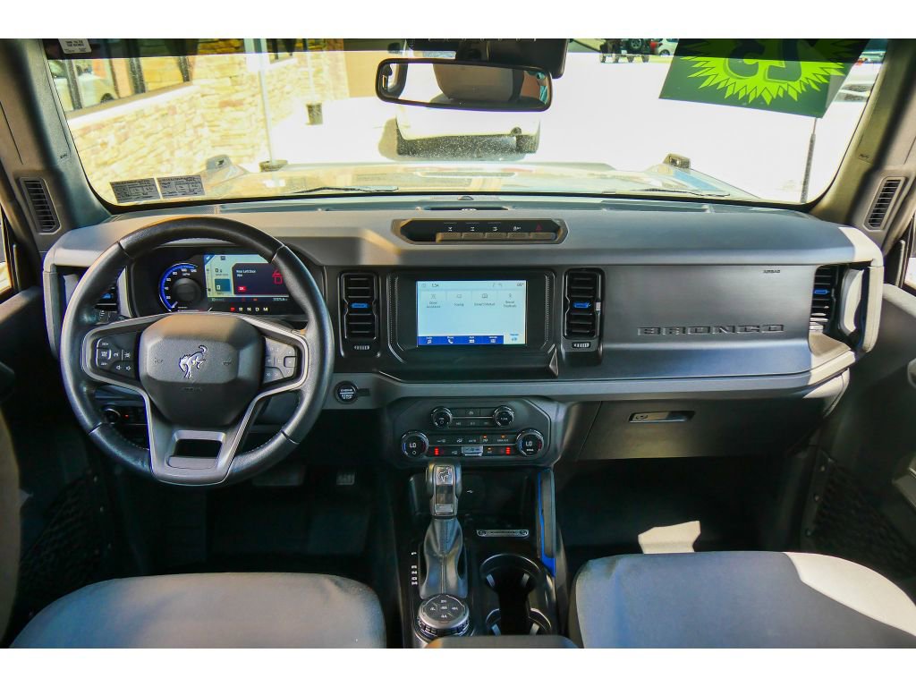 Used 2023 Ford Bronco Black Diamond w/ Sasquatch Package image 12