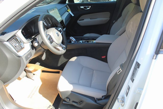 New 2026 Volvo XC60 B5 Plus w/ Protection Package Premier image 12