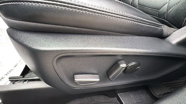 Certified 2024 Ford Escape PHEV w/ PHEV Premium Package image 9