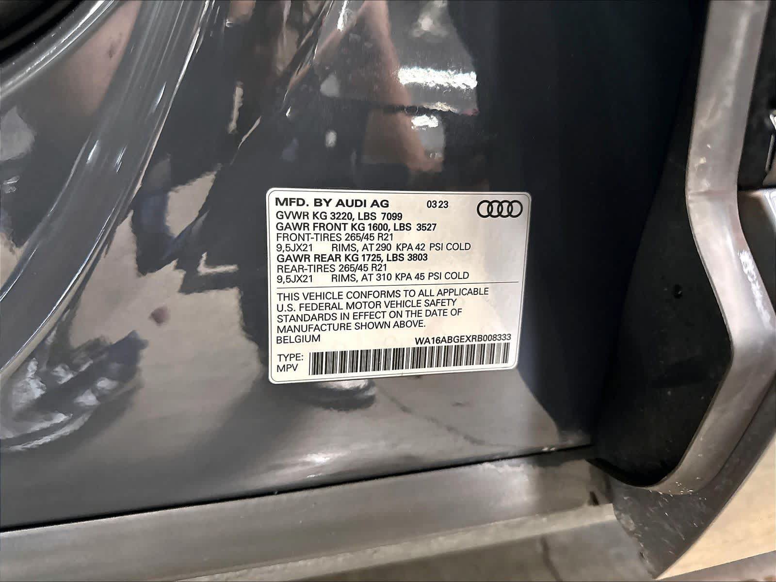 Certified 2024 Audi Q8 e-tron Prestige w/ Prestige Package AWD/4WD image 35