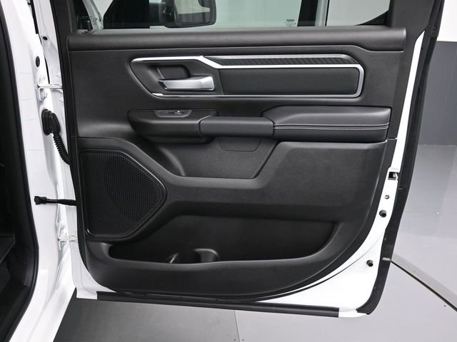 New 2026 RAM 1500 4x4 Crew Cab image 20