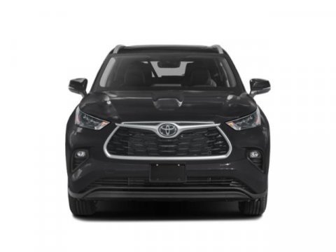 Used 2023 Toyota Highlander XLE AWD/4WD image 4
