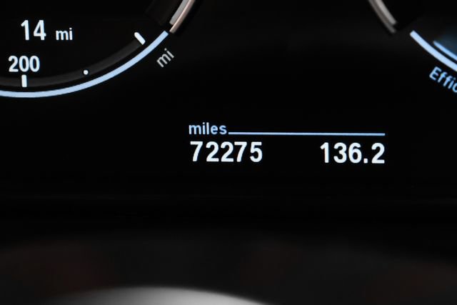 Used 2015 BMW M5 image 24