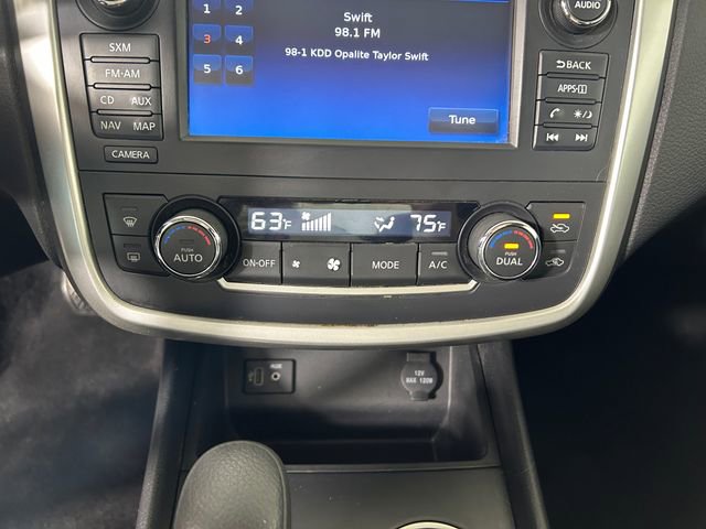 Used 2017 Nissan Altima 2.5 SV w/ Convenience Package image 24
