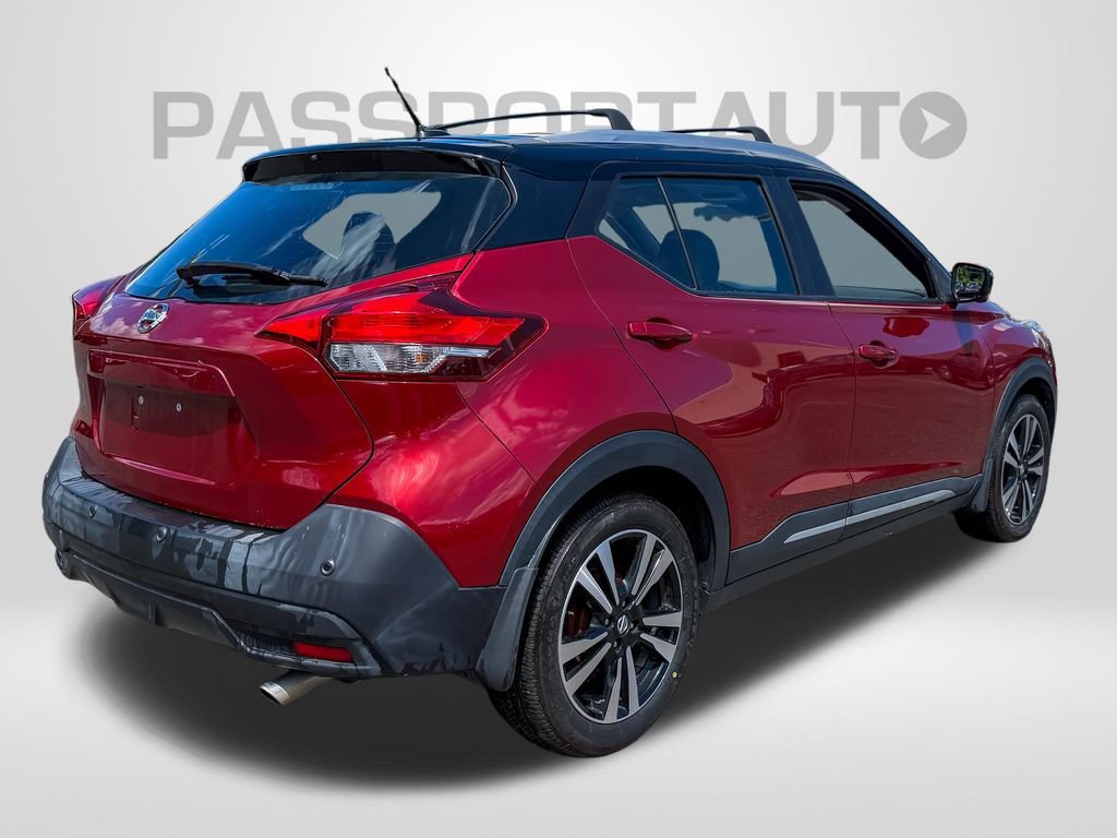 Used 2020 Nissan Kicks SR w/ SR Premium Package FWD image 5