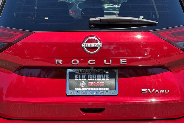 Used 2024 Nissan Rogue SV AWD/4WD image 49