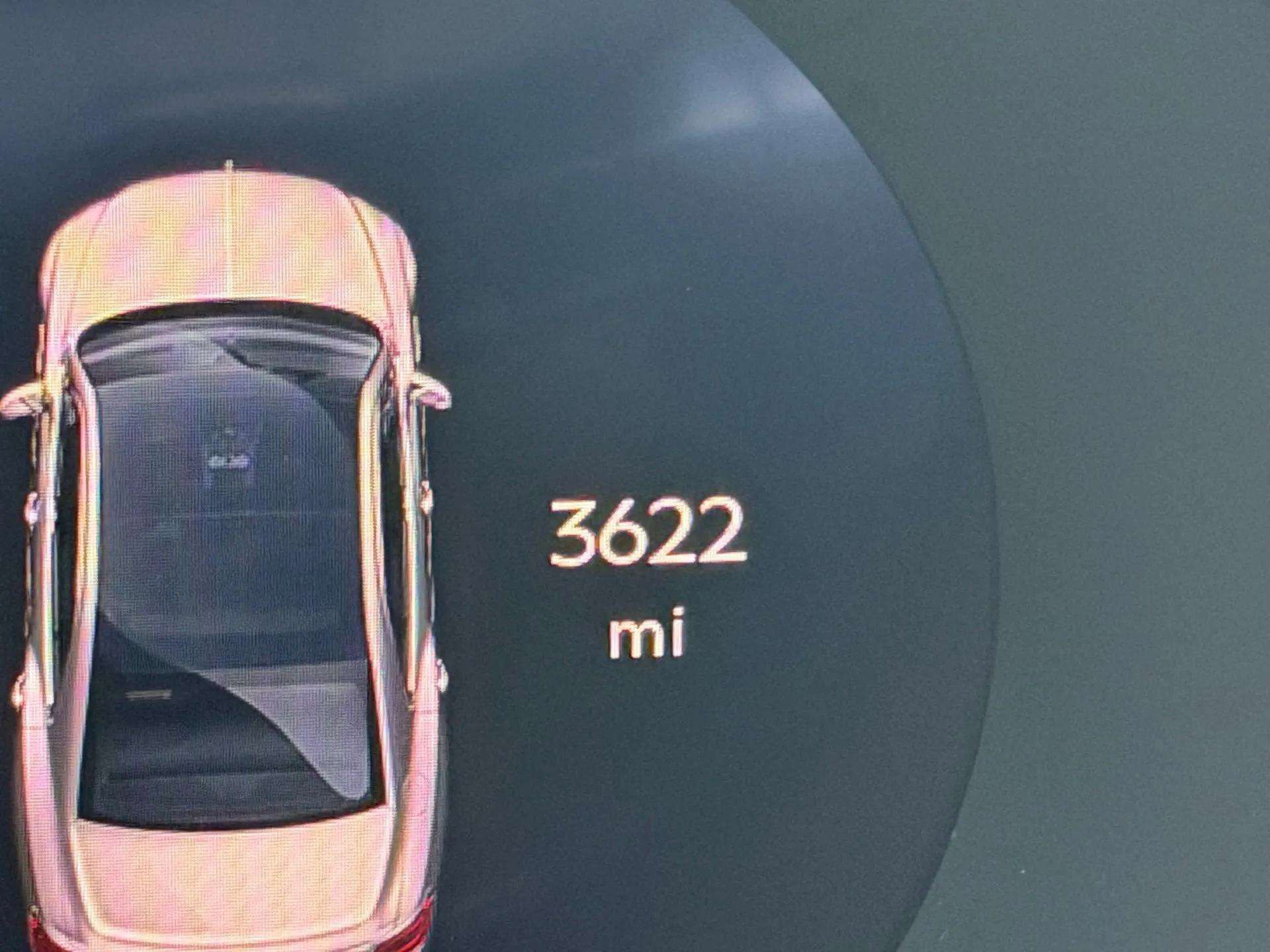 Used 2024 Bentley Flying Spur V8 image 55