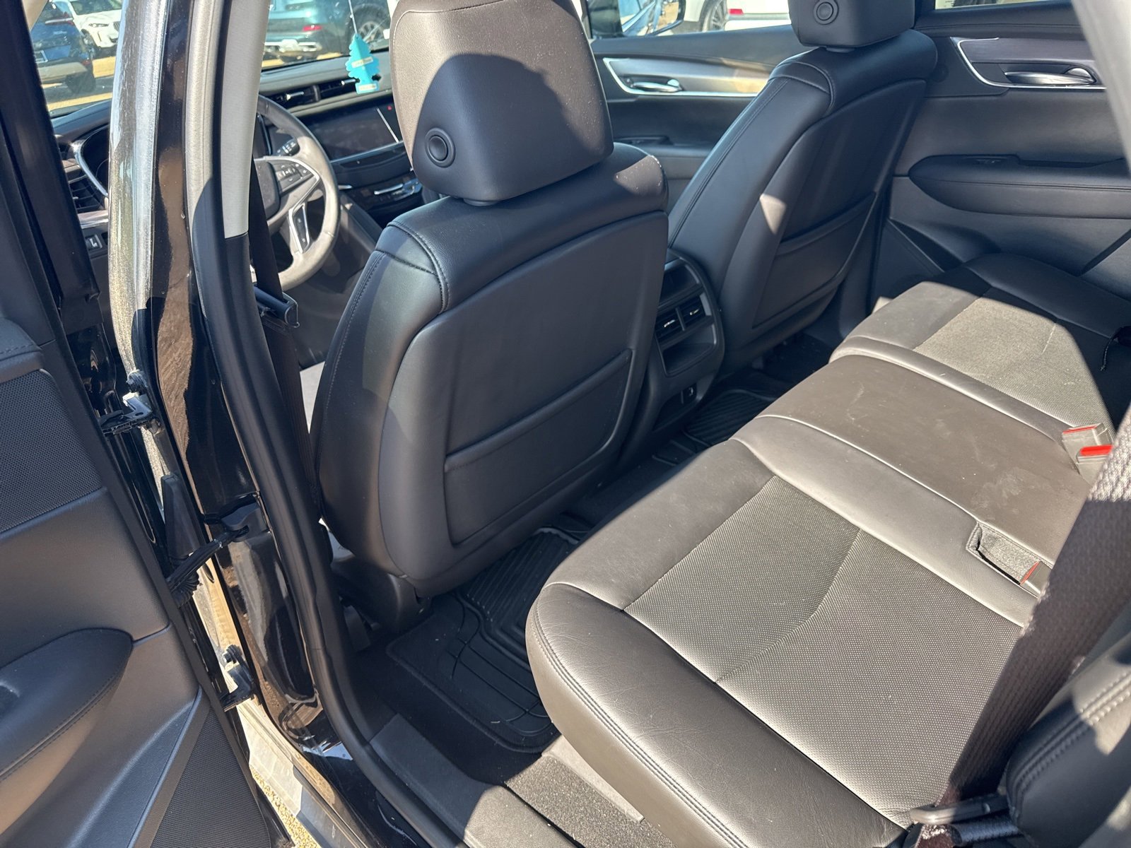 Used 2017 Cadillac XT5 Luxury image 11