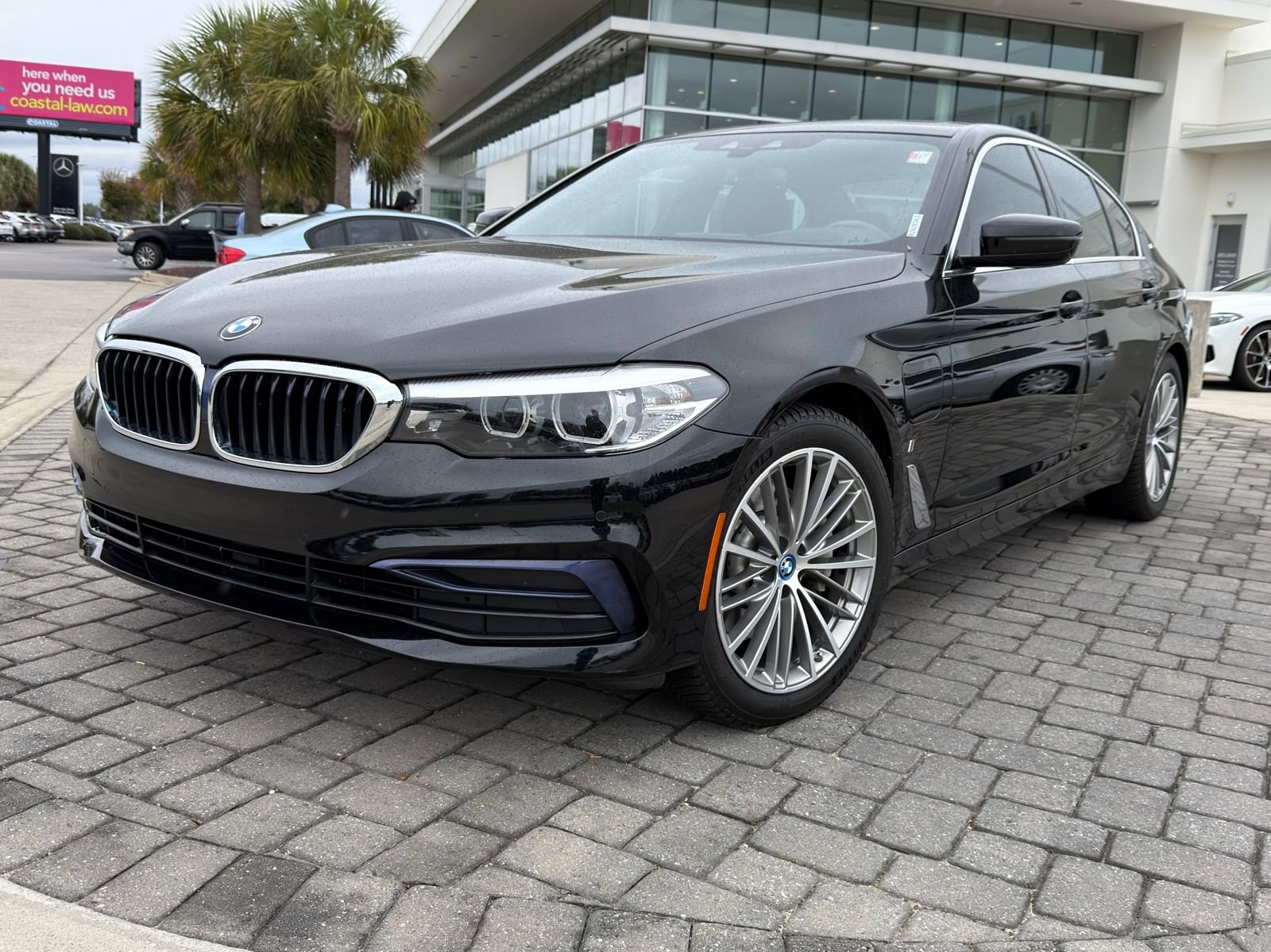 Used 2019 BMW 530e w/ Convenience Package