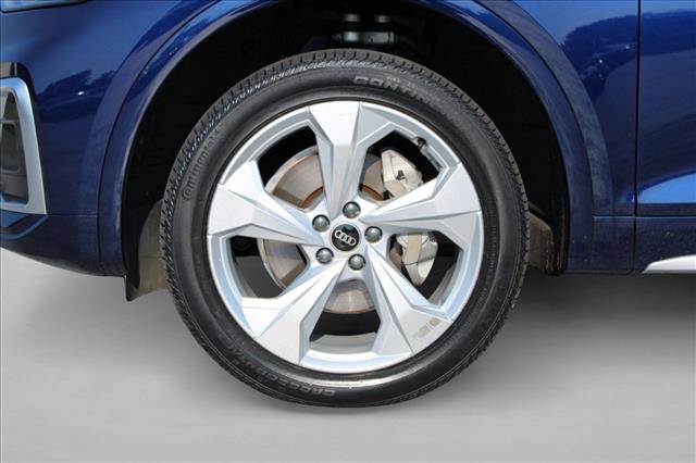 Used 2023 Audi Q5 2.0T Premium Plus w/ Premium Plus Package AWD/4WD image 15