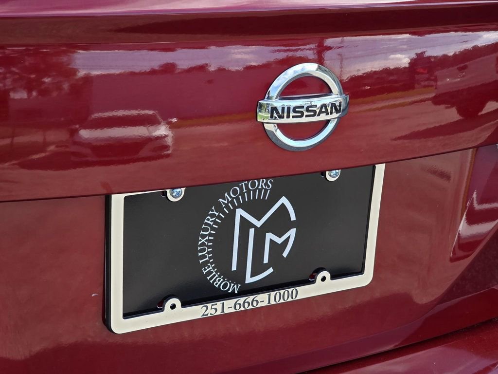Used 2021 Nissan Versa SV image 22
