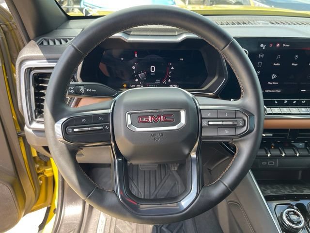Used 2023 GMC Canyon AT4 w/ Technology Package AWD/4WD image 13
