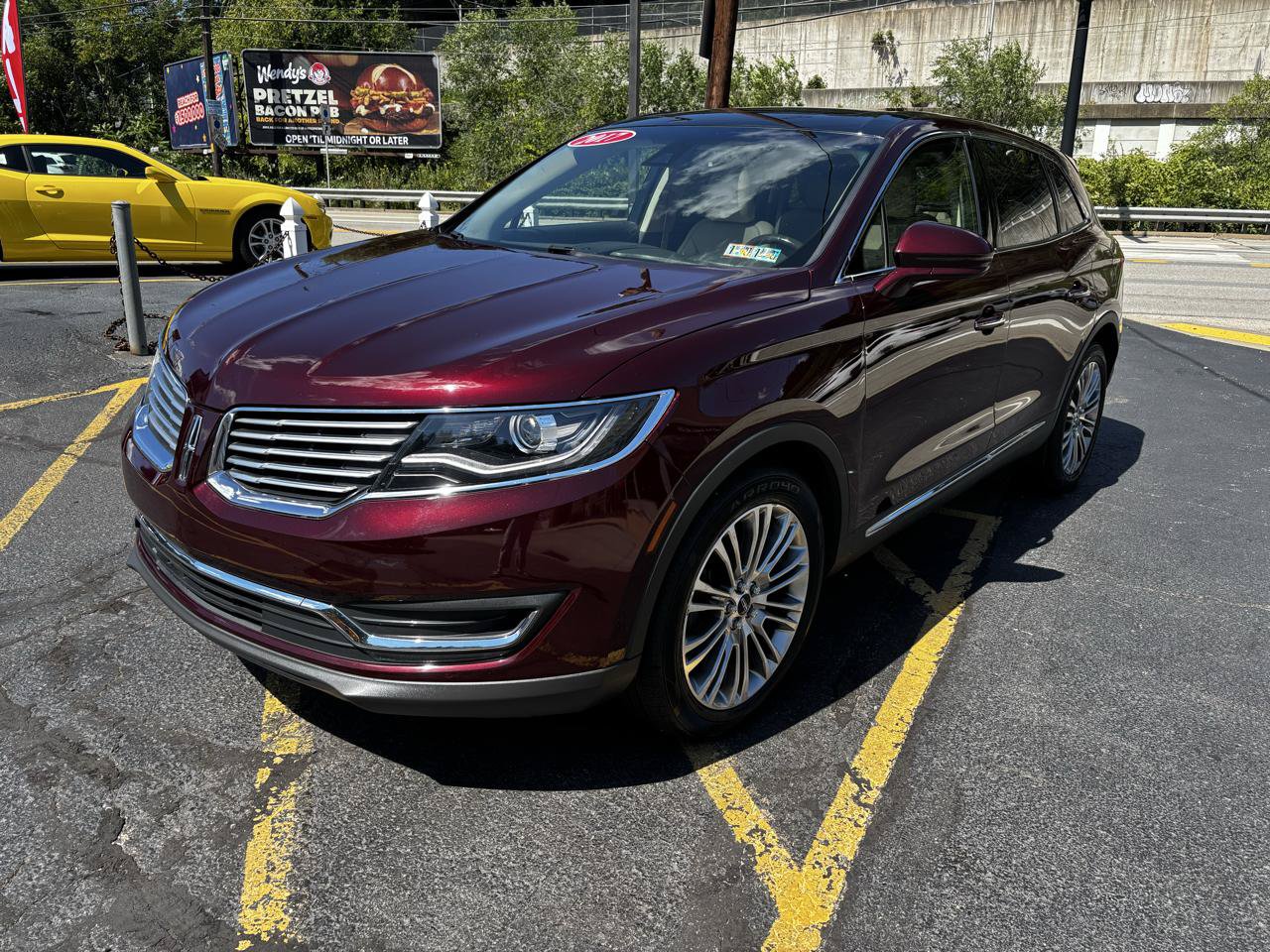 Used 2017 Lincoln MKX Reserve w/ Lincoln MKX Climate Package AWD/4WD image 3