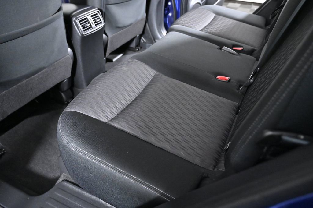 Used 2019 Nissan Rogue SV w/ Sun & Sound Touring Package image 28