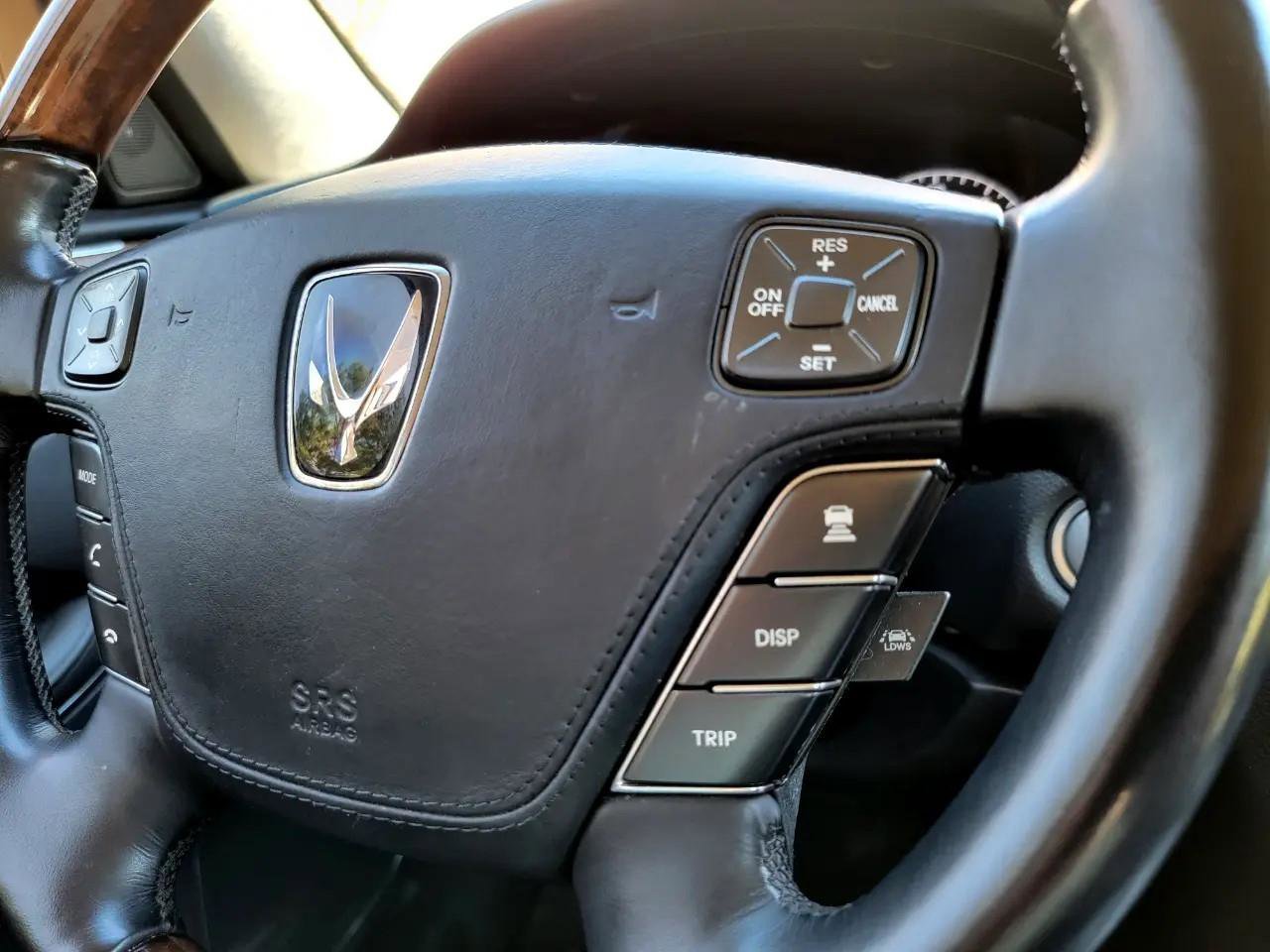 Used 2012 Hyundai Equus Signature image 14