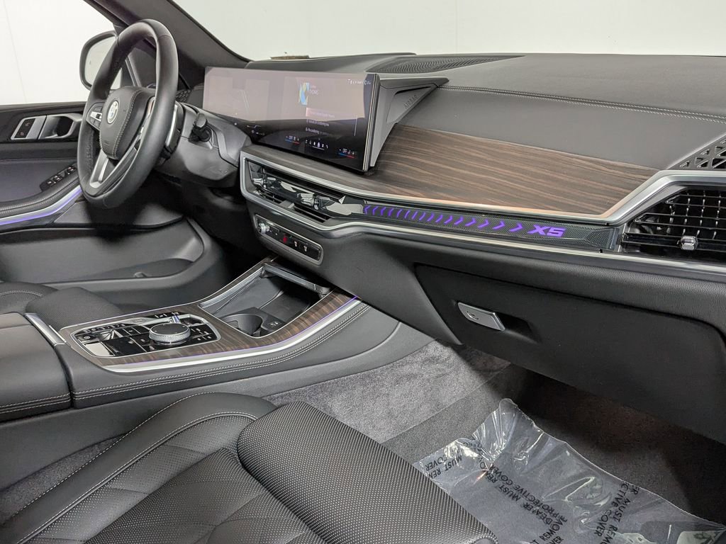 Certified 2025 BMW X5 xDrive40i w/ Premium Package image 32