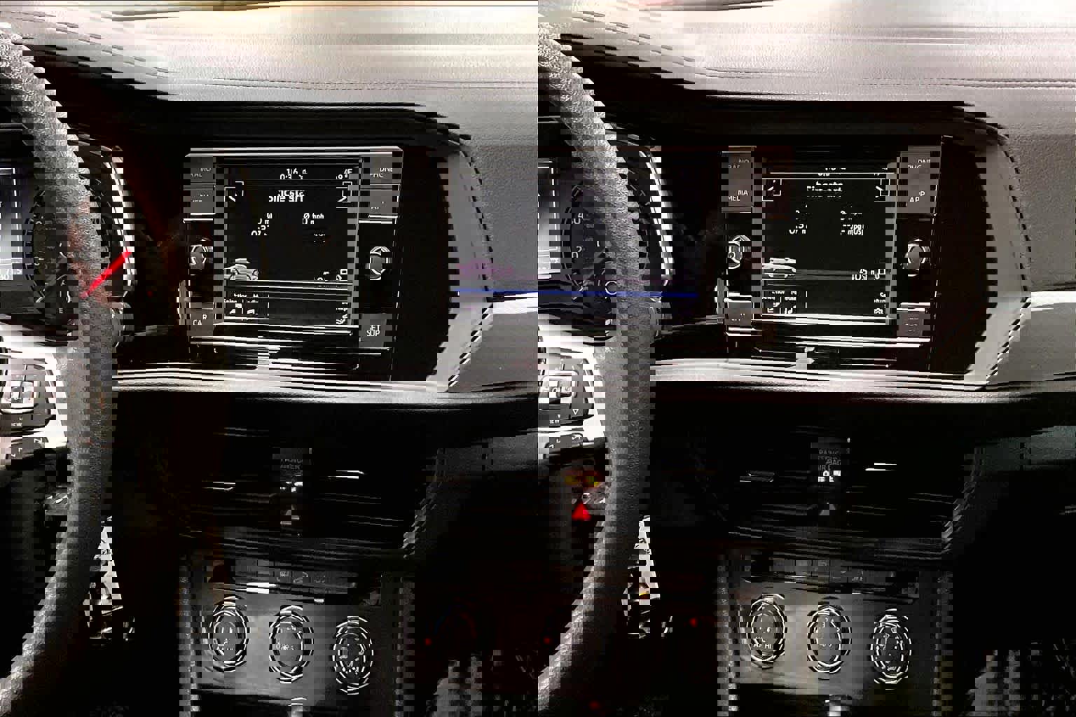 Used 2019 Volkswagen Jetta S w/ Driver Assistance Package image 7