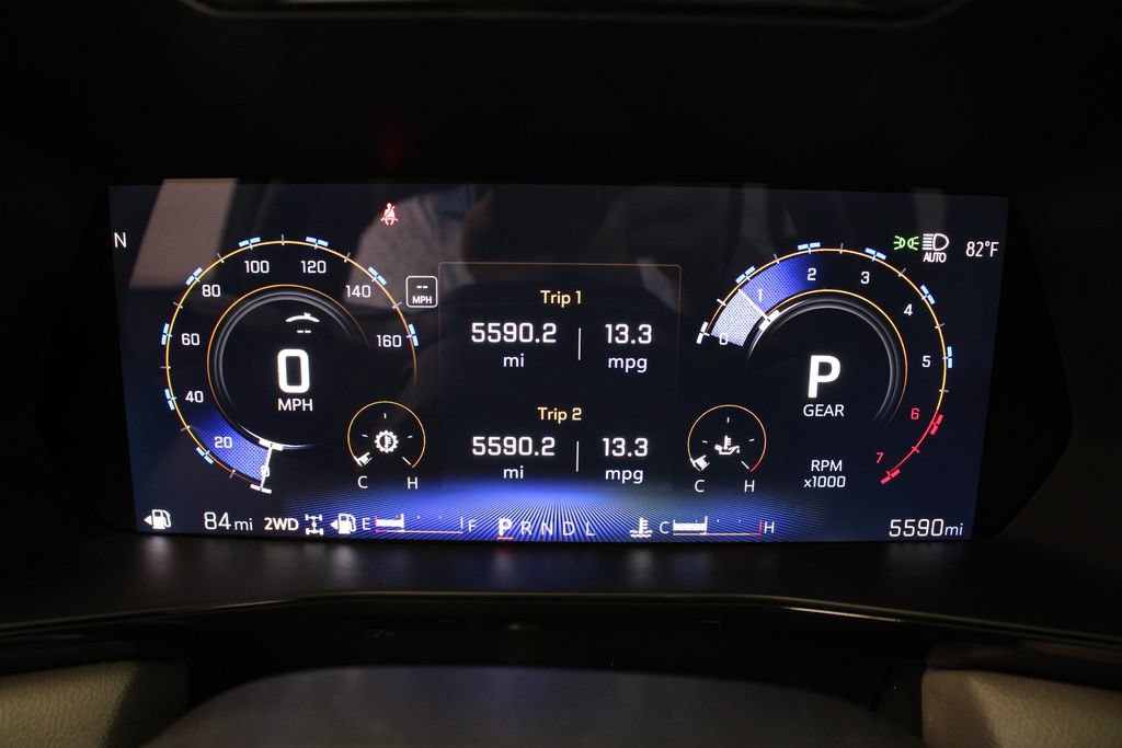 Used 2025 Chevrolet Colorado ZR2 w/ Technology Package AWD/4WD image 10