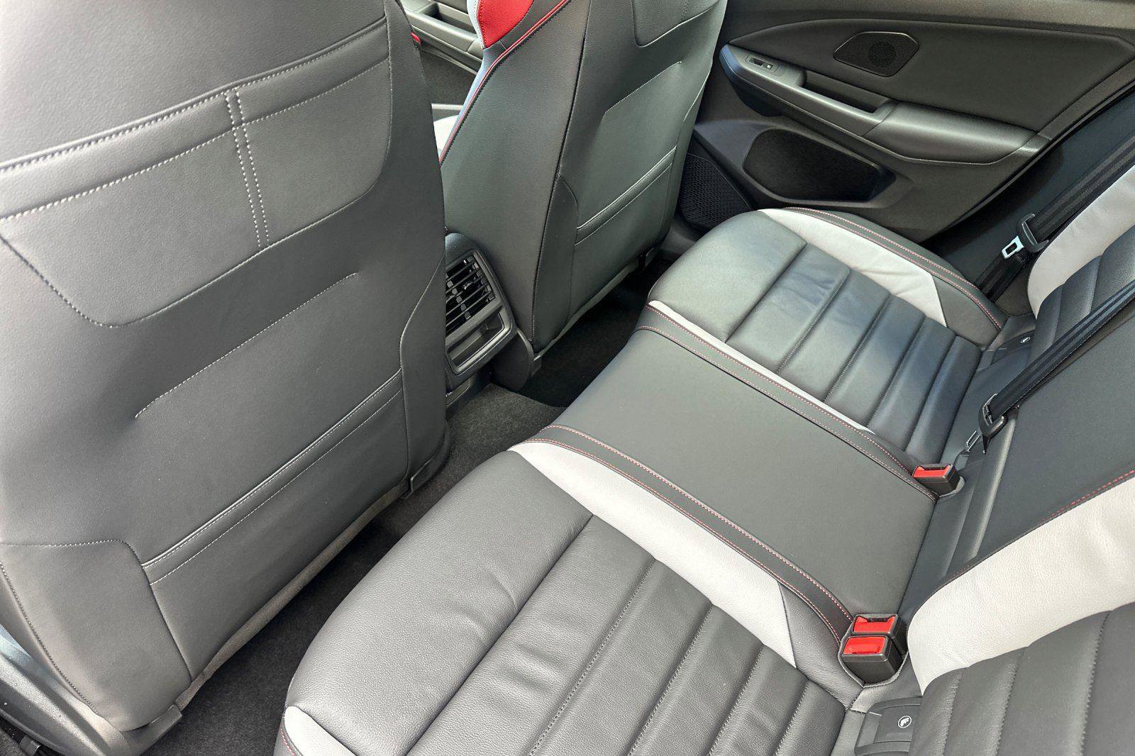 New 2026 Volkswagen GTI SE image 11