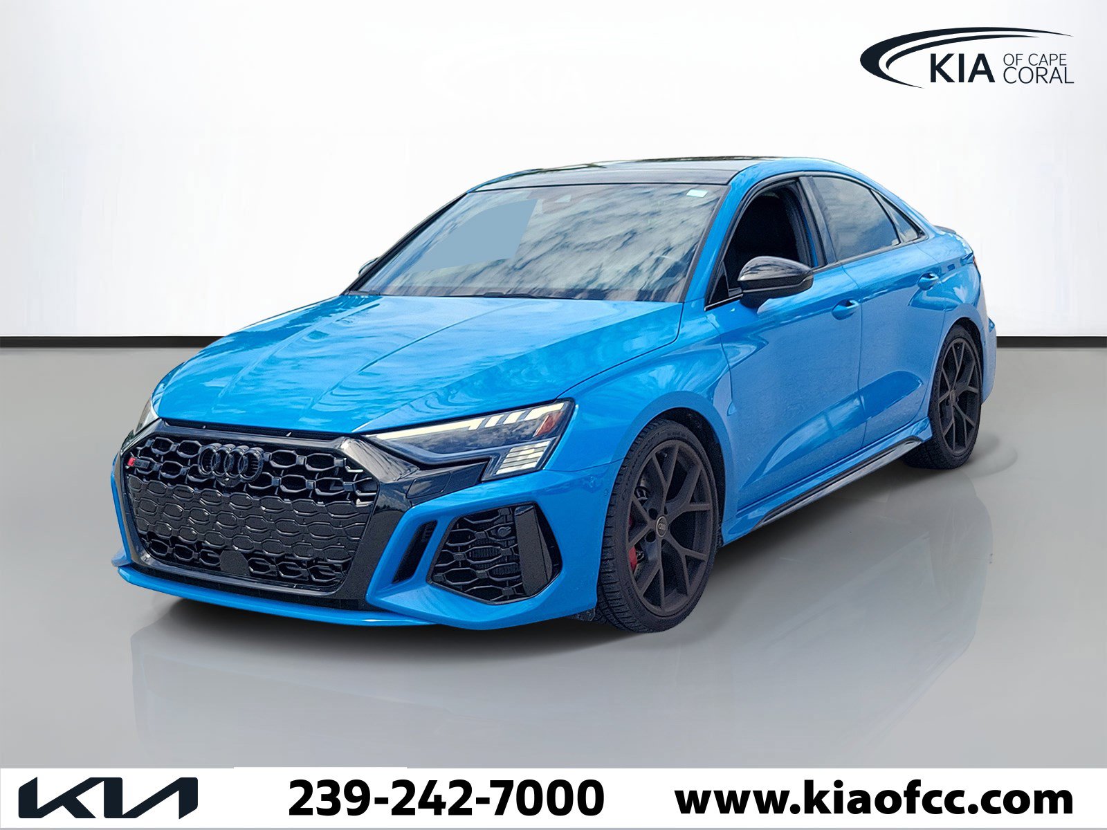 Used 2023 Audi RS 3 AWD/4WD image 3