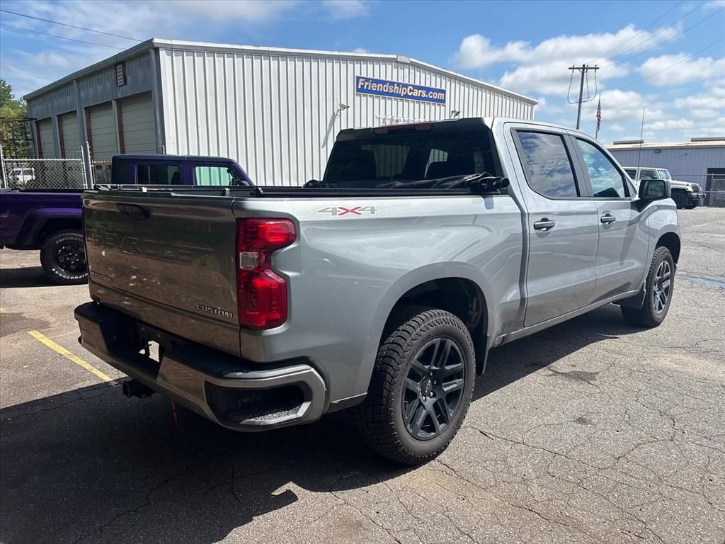 Used 2024 Chevrolet Silverado 1500 Custom AWD/4WD image 9