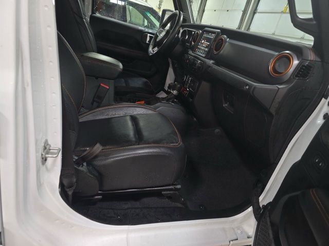 Used 2023 Jeep Gladiator Mojave w/ Cold Weather Group AWD/4WD image 10
