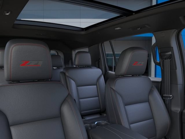 New 2026 Chevrolet Traverse Z71 w/ Enhanced Driving Package AWD/4WD image 24
