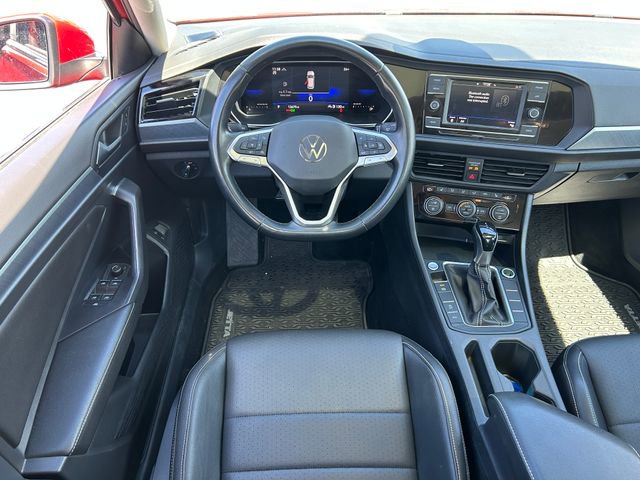 Used 2022 Volkswagen Jetta SE FWD image 31
