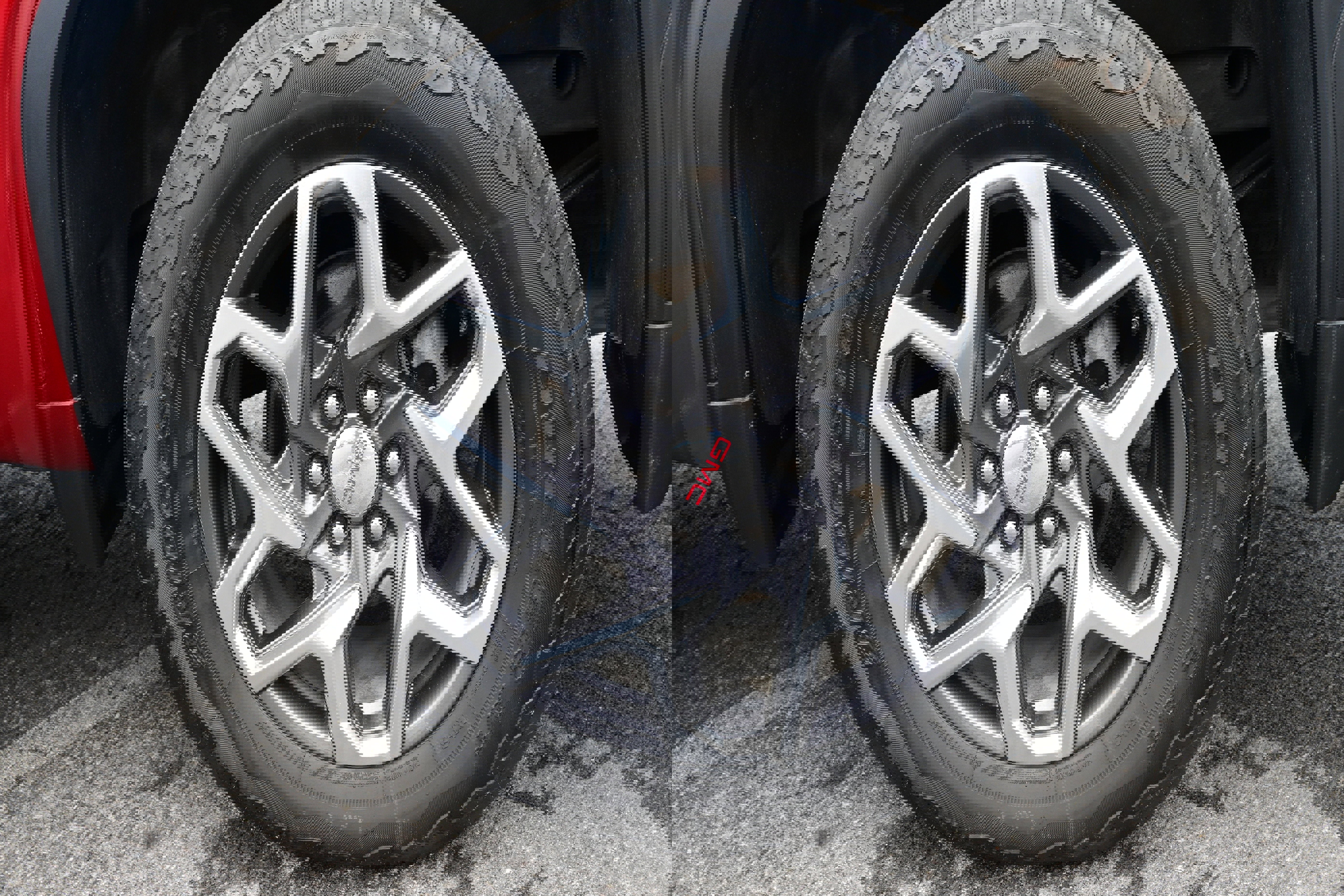 Used 2023 GMC Sierra 1500 SLT w/ X31 Off-Road Package image 14