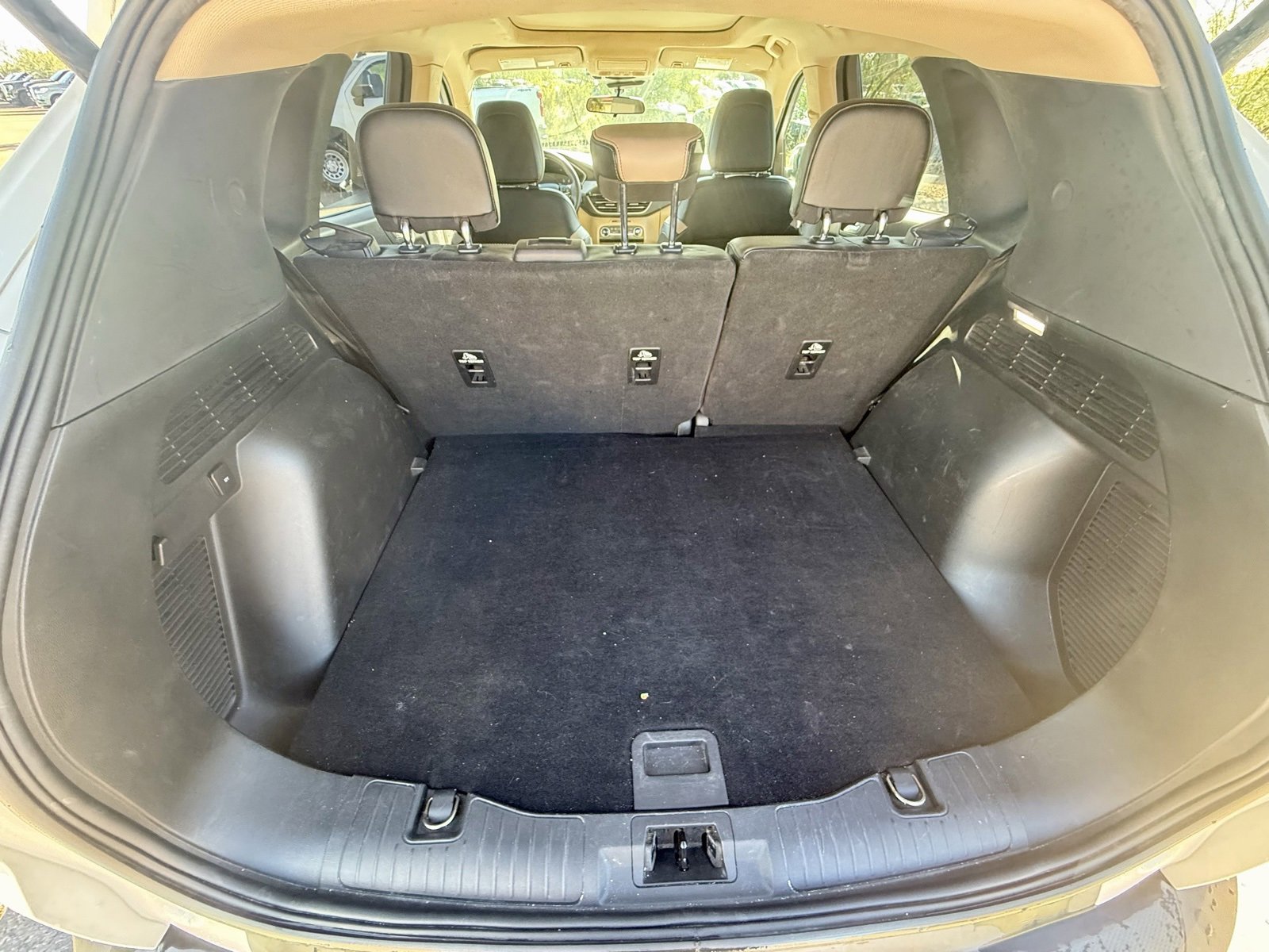 Used 2020 Ford Escape SEL image 15