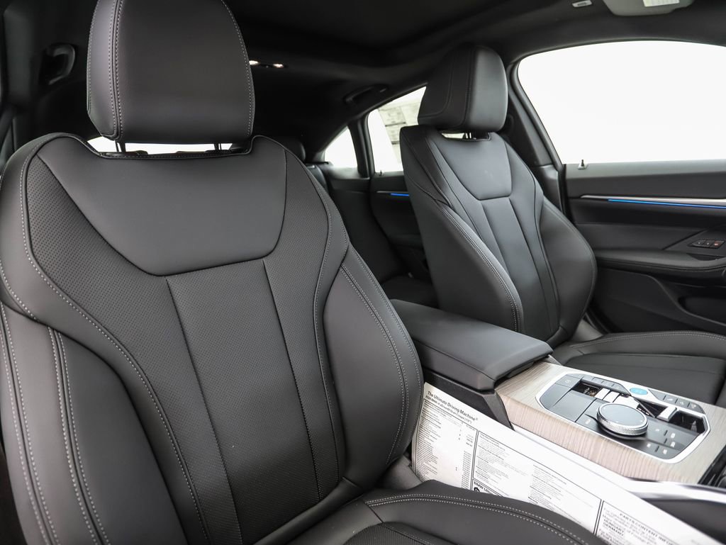 New 2026 BMW i4 xDrive40i w/ Parking Assistance Package image 32