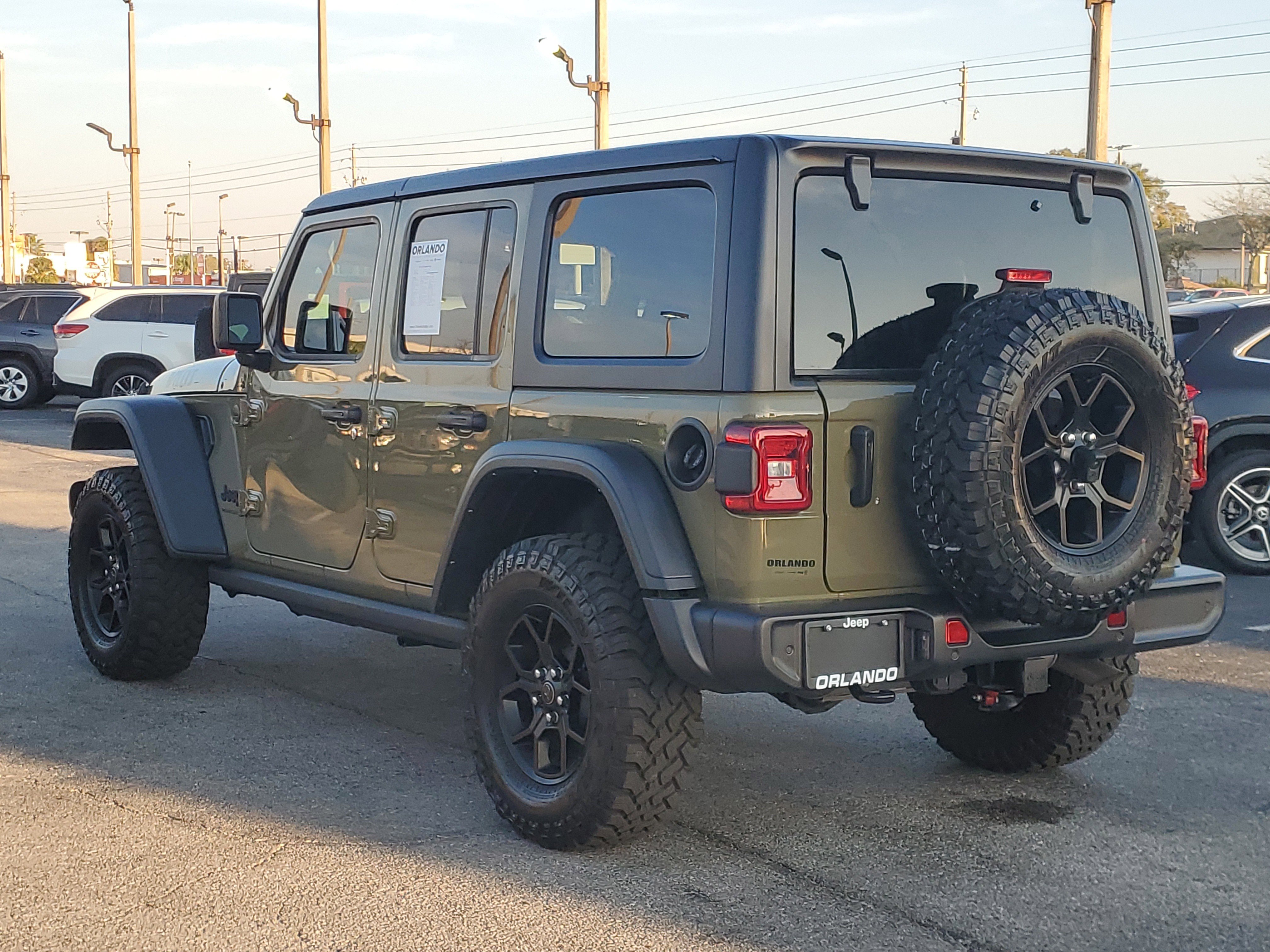 Used 2025 Jeep Wrangler Willys image 5