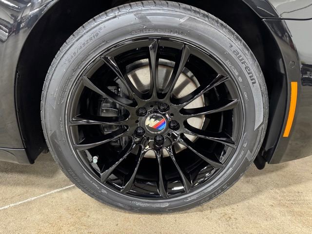 Used 2014 BMW 740Li xDrive image 38