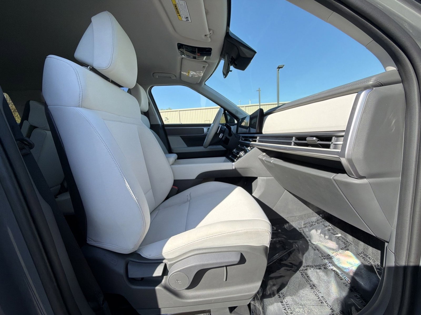 Used 2024 Hyundai Santa Fe SE image 27