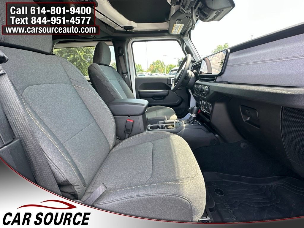 Used 2024 Jeep Wrangler Sport AWD/4WD image 22