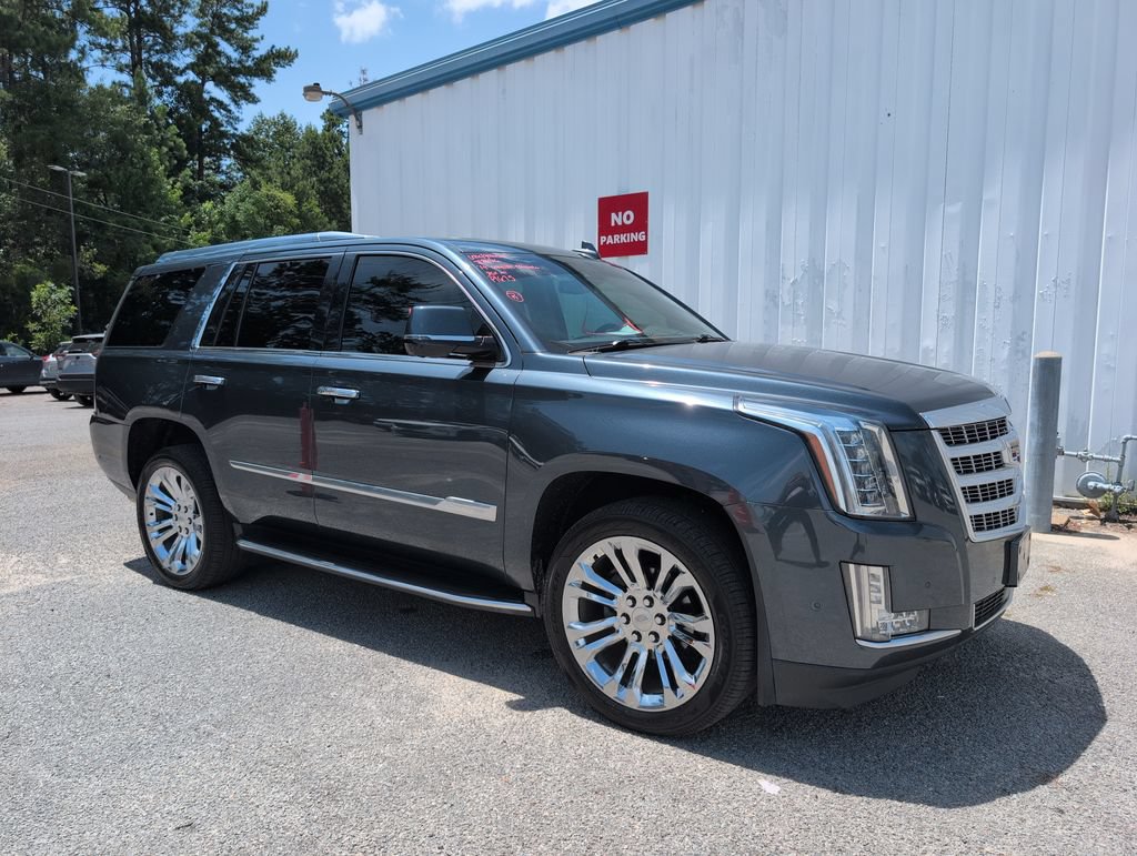 Used 2019 Cadillac Escalade Premium Luxury w/ LPO, Radiant Package AWD/4WD image 1